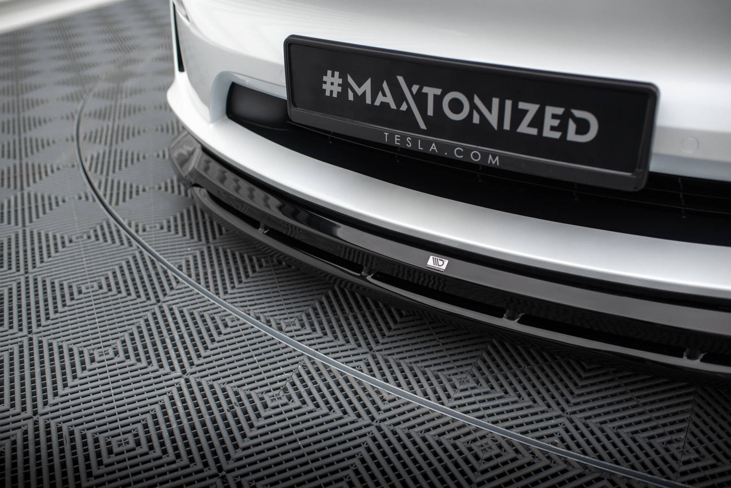 Front Ansatz V.1 für Tesla Model X Mk1 Facelift schwarz Hochglanz