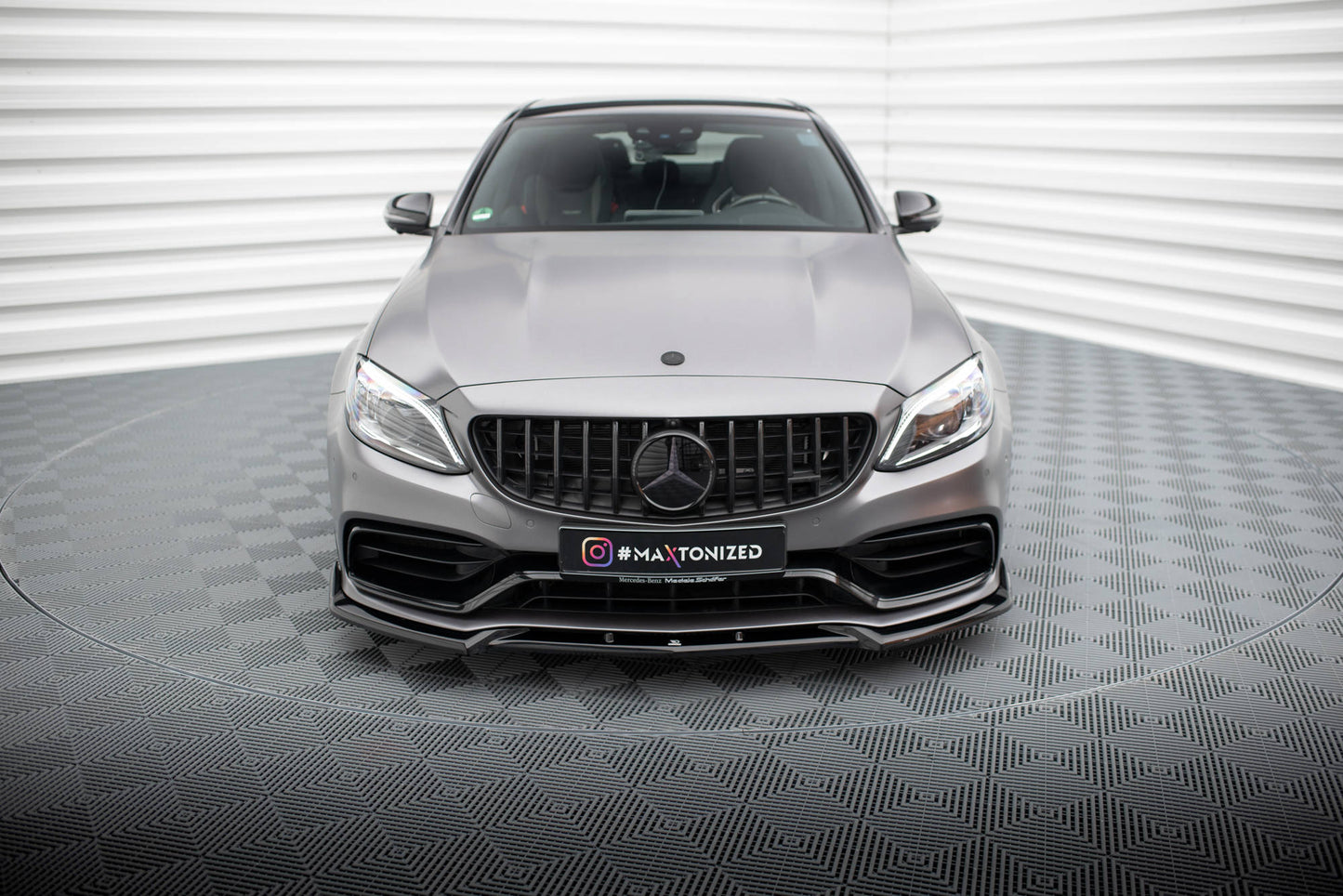 Front Ansatz V.2 für Mercedes-AMG C63 Limousine / Kombi W205 Facelift schwarz Hochglanz