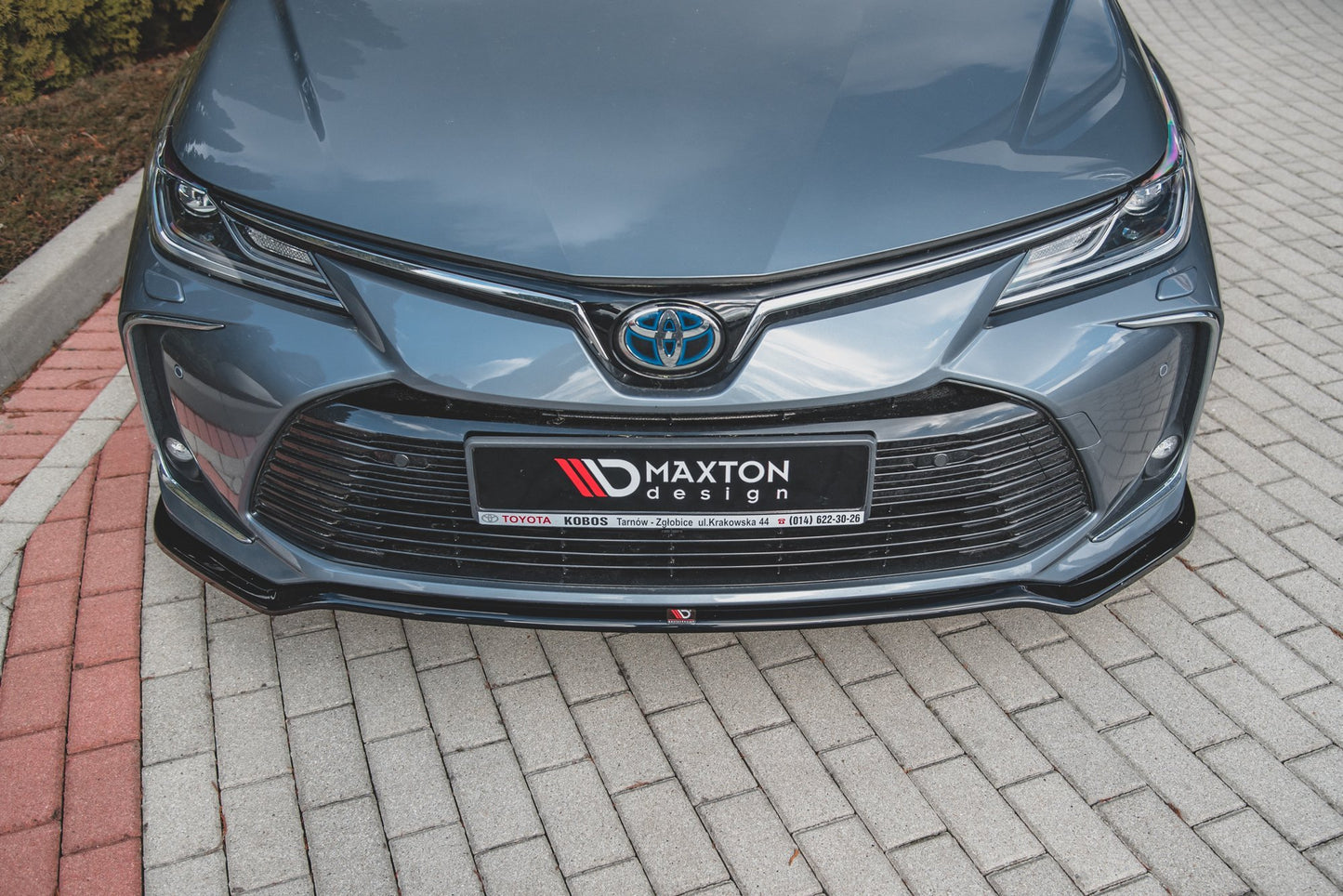 Front Ansatz für Toyota Corolla XII Limousine schwarz Hochglanz