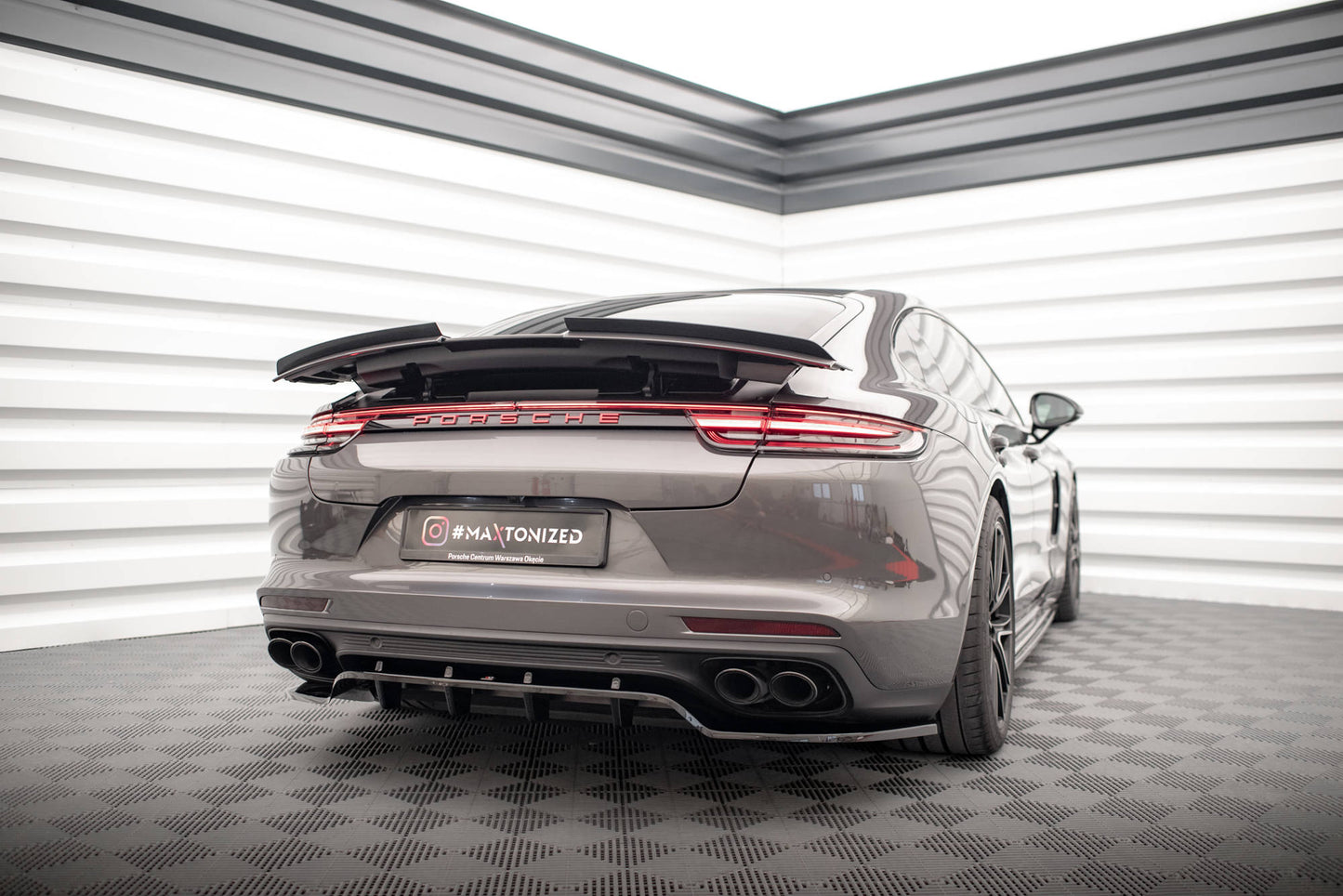Spoiler CAP für Porsche Panamera GTS / Panamera E-Hybrid / Panamera Turbo S E-Hybrid 971 schwarz Hochglanz