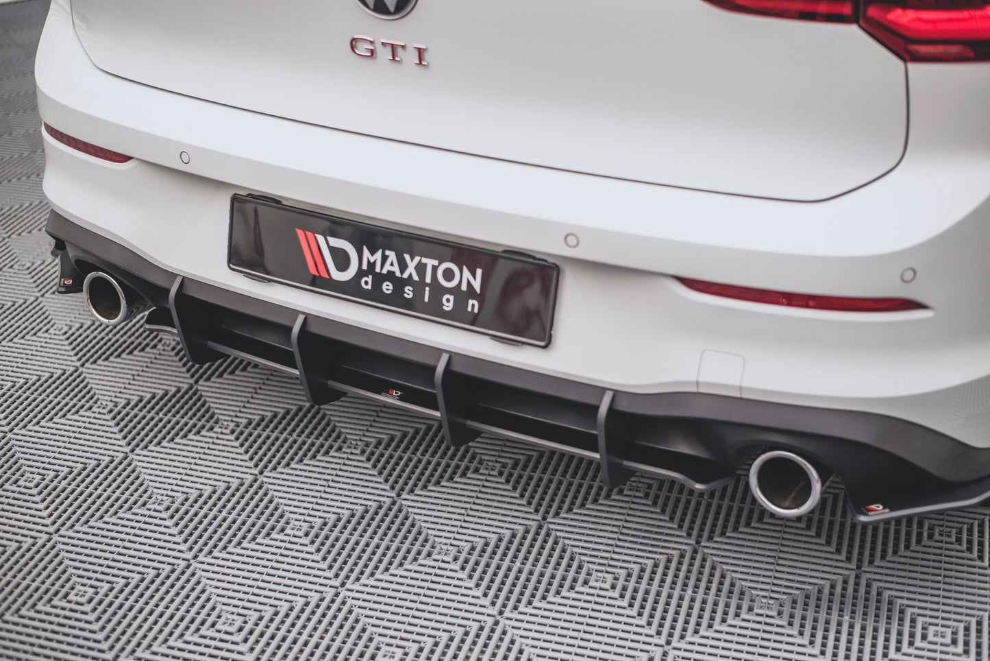 Street Pro Heckschürze V.1 für Volkswagen Golf GTI Mk8