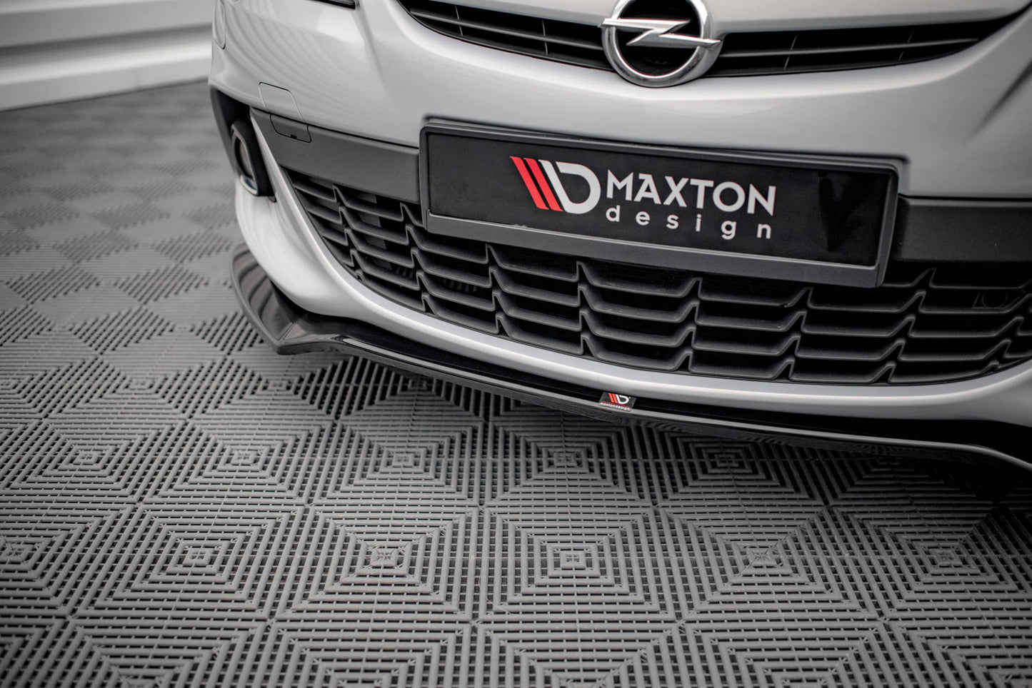 Front Ansatz V.2 für Opel Astra GTC OPC-Line J schwarz Hochglanz