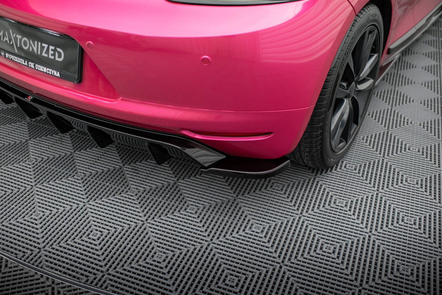 Diffusor Heck Ansatz V.1 für VW Scirocco Mk3 schwarz Hochglanz