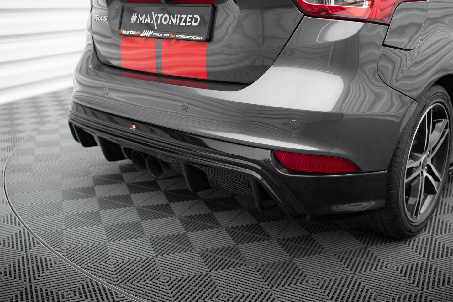 Diffusor Heck Ansatz für Ford Focus ST Mk3 FL (RS-Look) schwarz Hochglanz