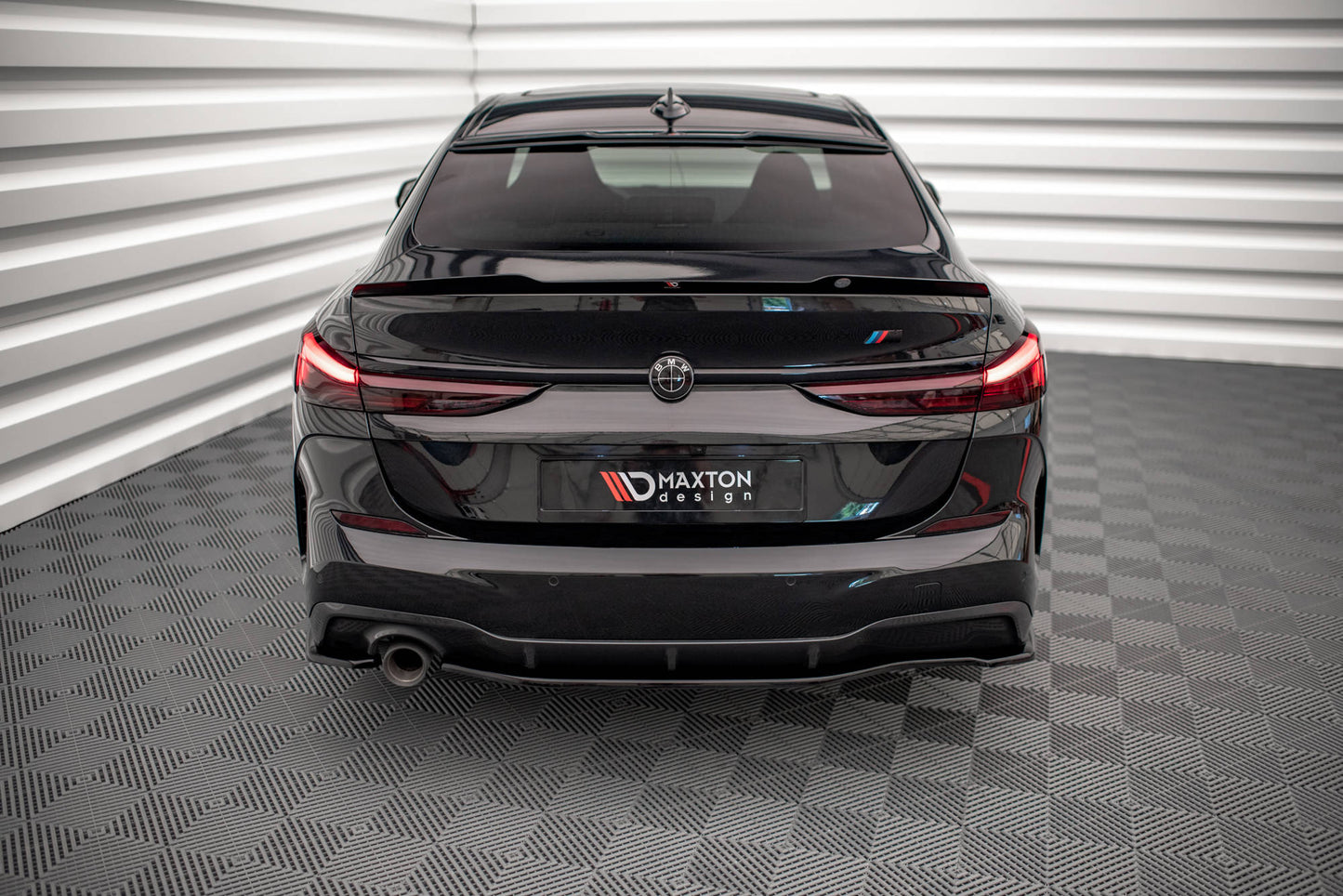 Heck Ansatz Flaps Diffusor für BMW 2 Gran Coupe M-Paket F44 schwarz Hochglanz