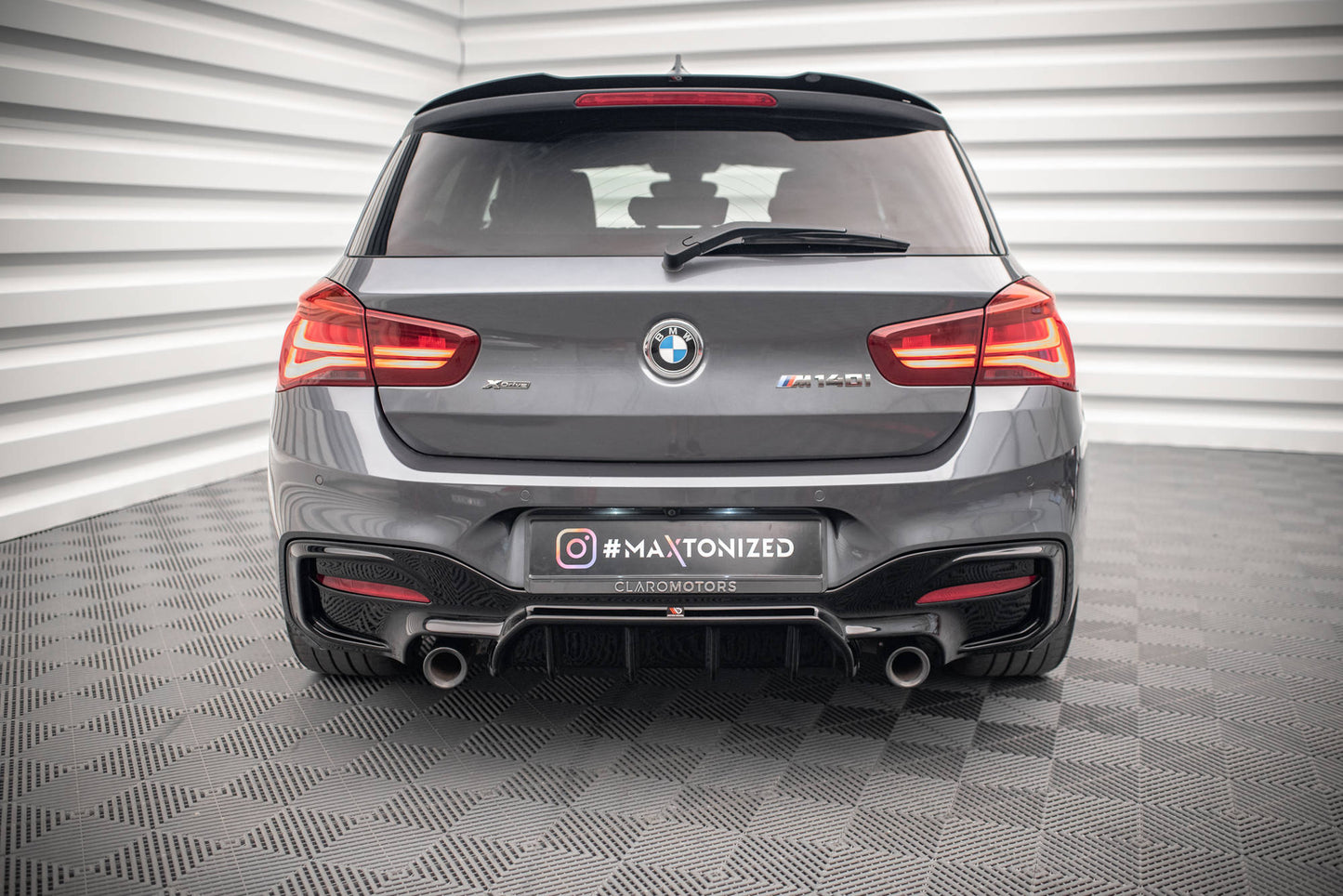 Diffusor Heck Ansatz für Bmw 1 F20/ F21 Facelift M-Power schwarz Hochglanz