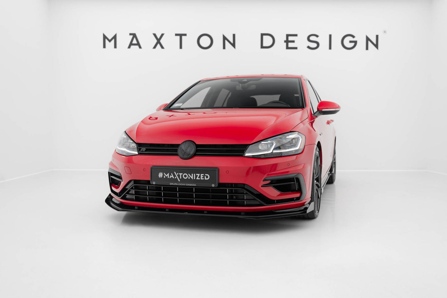 Street Pro Front Ansatz für + Flaps für VW Golf R / R-Line Mk7 Facelift schwarz Hochglanz