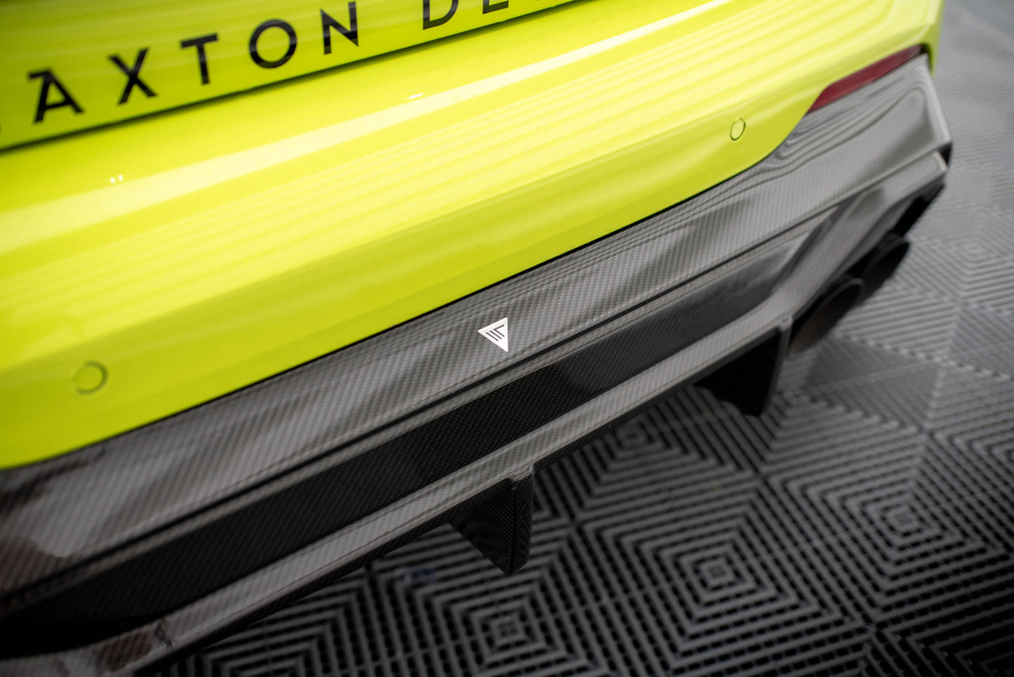 Prepreg Carbon Fiber Diffusor Heck Ansatz V.1 für BMW 1er F40 M-Paket/ M135i