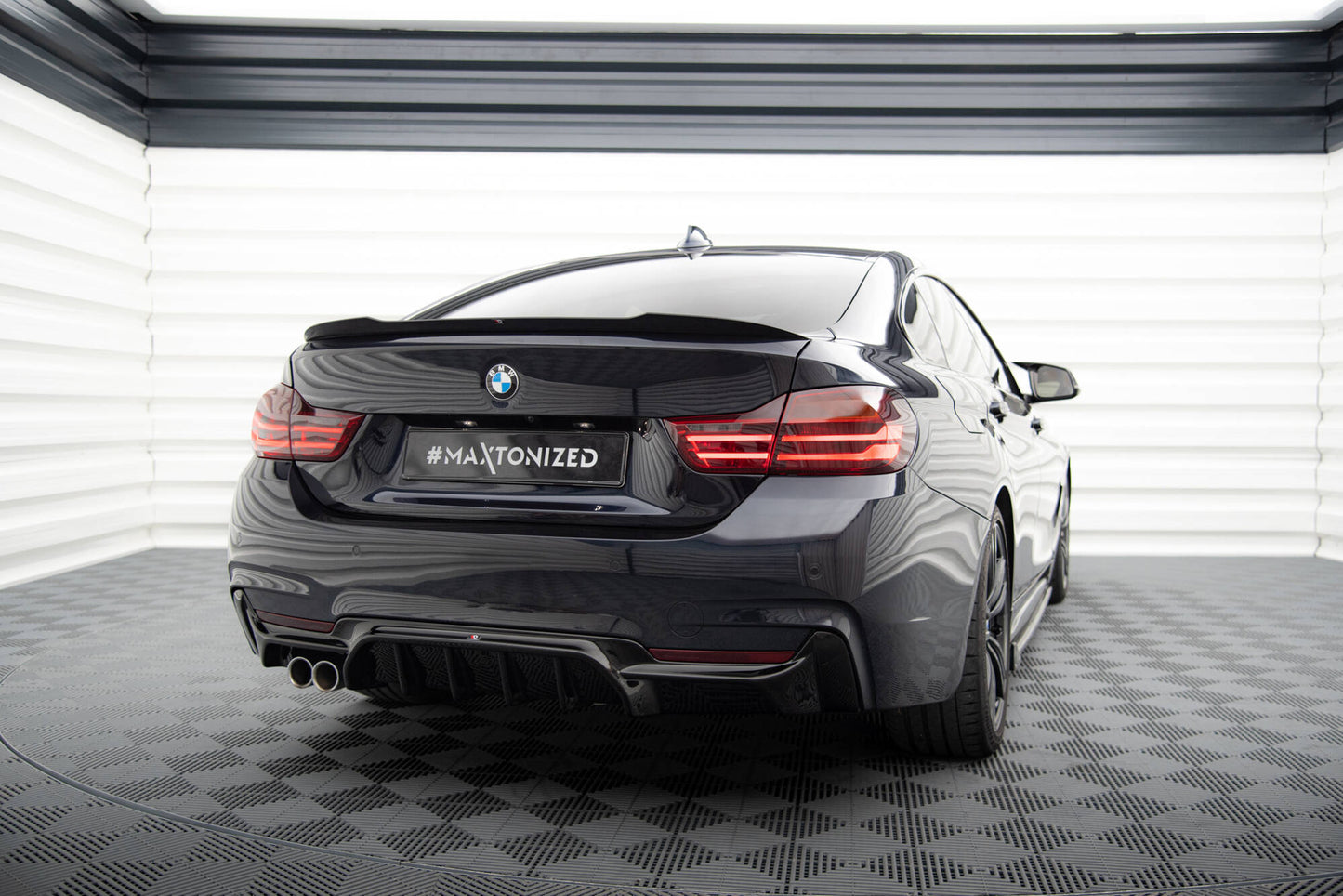Diffusor Heck Ansatz für BMW 4er Coupe / Gran Coupe / Cabrio M-Paket F32 / F36 / F33 (Einzelauspuff li.)