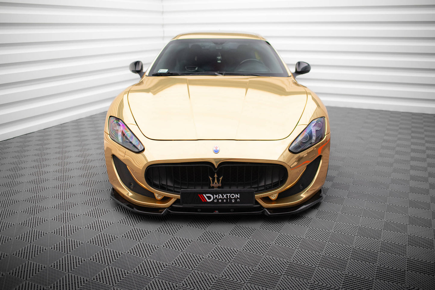 Front Ansatz V.2 für Maserati Granturismo Mk1 Facelift schwarz Hochglanz