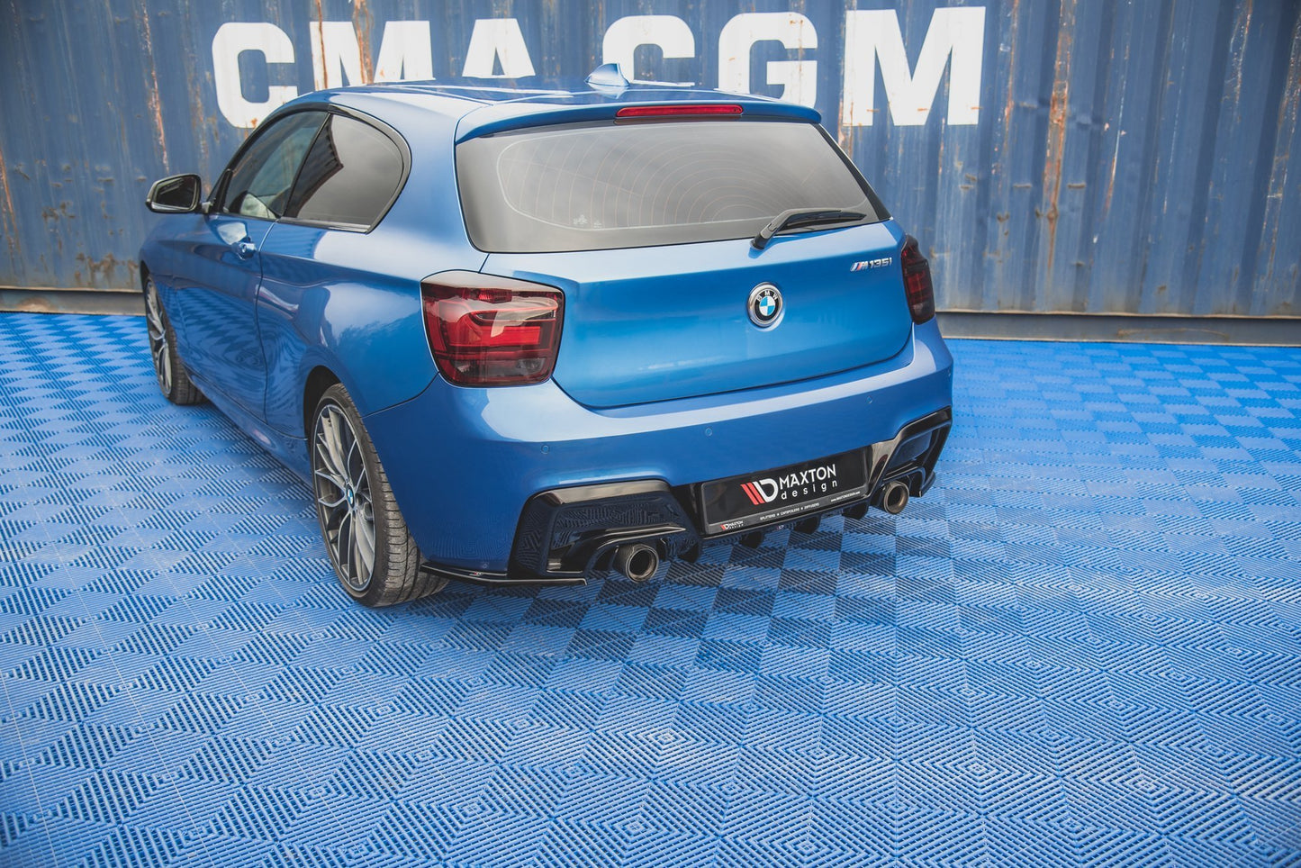 Heck Ansatz Flaps Diffusor V.2 für (Für heckansatz v.1) BMW M135i F20 schwarz Hochglanz