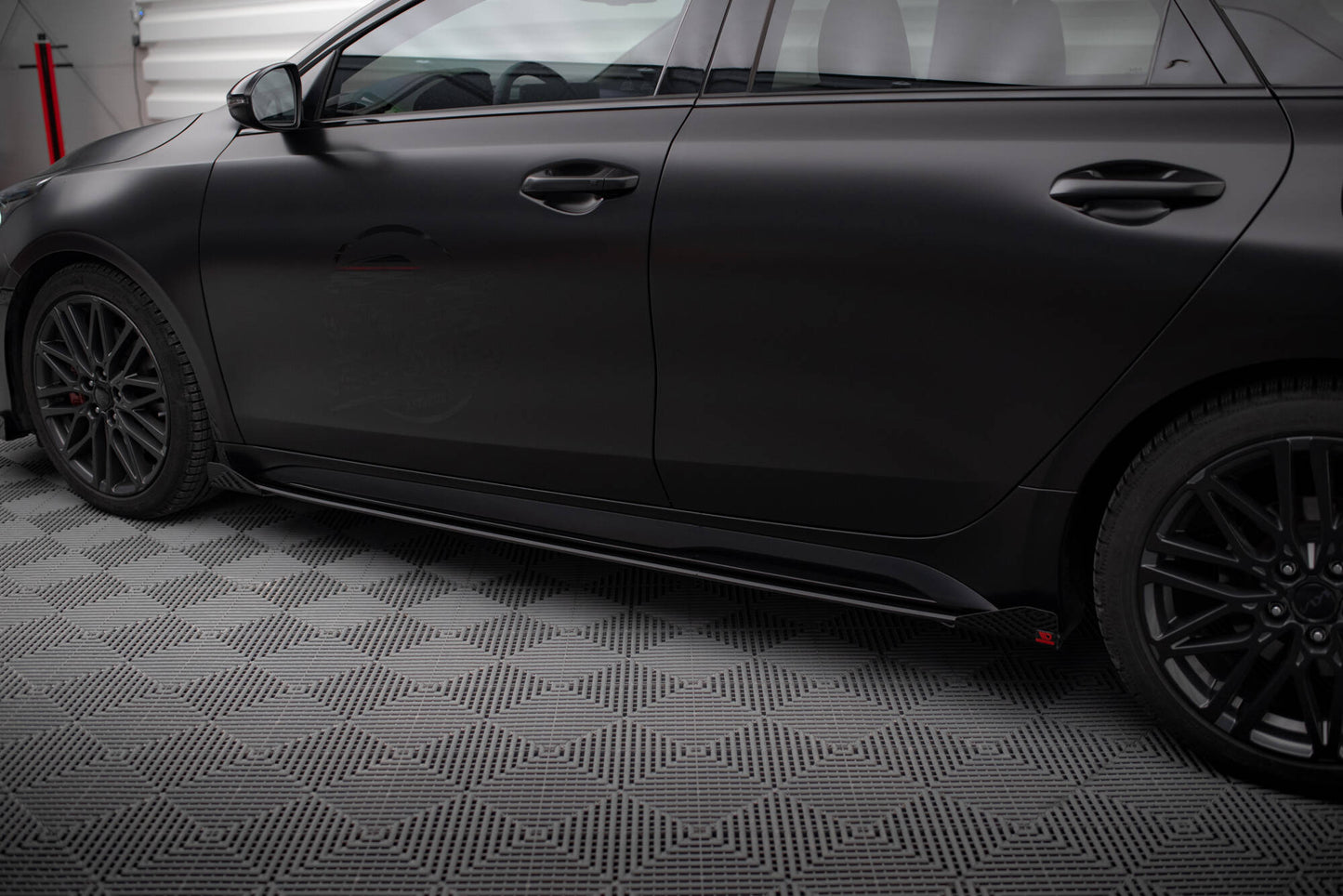 Street Pro Seitenschweller Ansatz für + Flaps Kia Proceed GT / GT-Line Mk1 Facelift / Ceed GT Mk3 Facelift schwarz Hochglanz