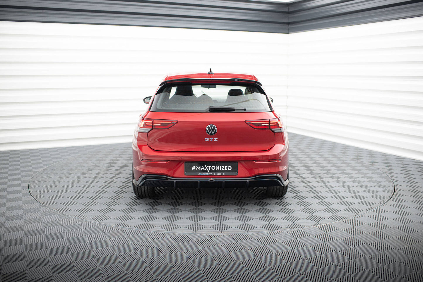 Diffusor Heck Ansatz für VW Golf GTE / R-Line Mk8 / Mk8 Facelift schwarz Hochglanz