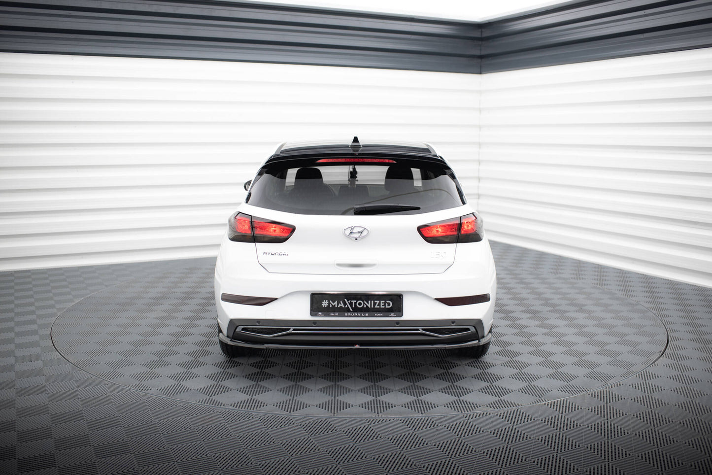 Spoiler CAP für HYUNDAI I30 MK3 HATCHBACK schwarz Hochglanz