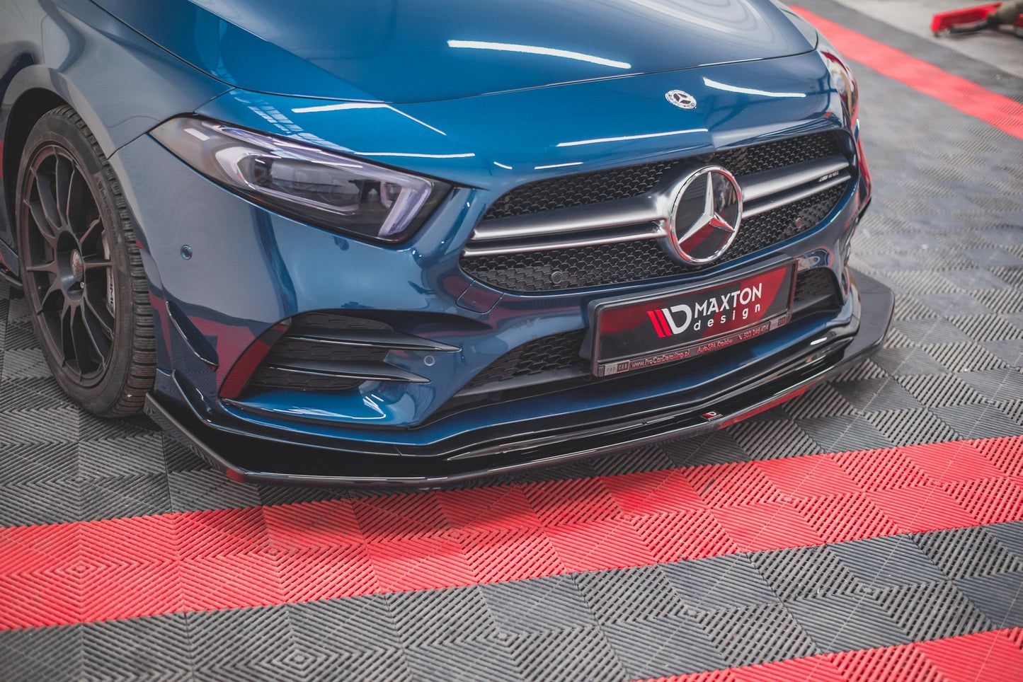 Front Ansatz V.3 für Mercedes A35 AMG Aero W177 schwarz Hochglanz