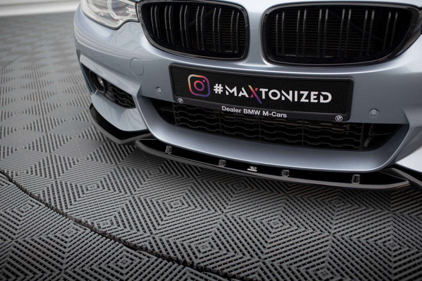 Front Ansatz V.3 für BMW 4er Coupe / Gran Coupe / Cabrio M-Paket F32 / F36 / F33 schwarz Hochglanz