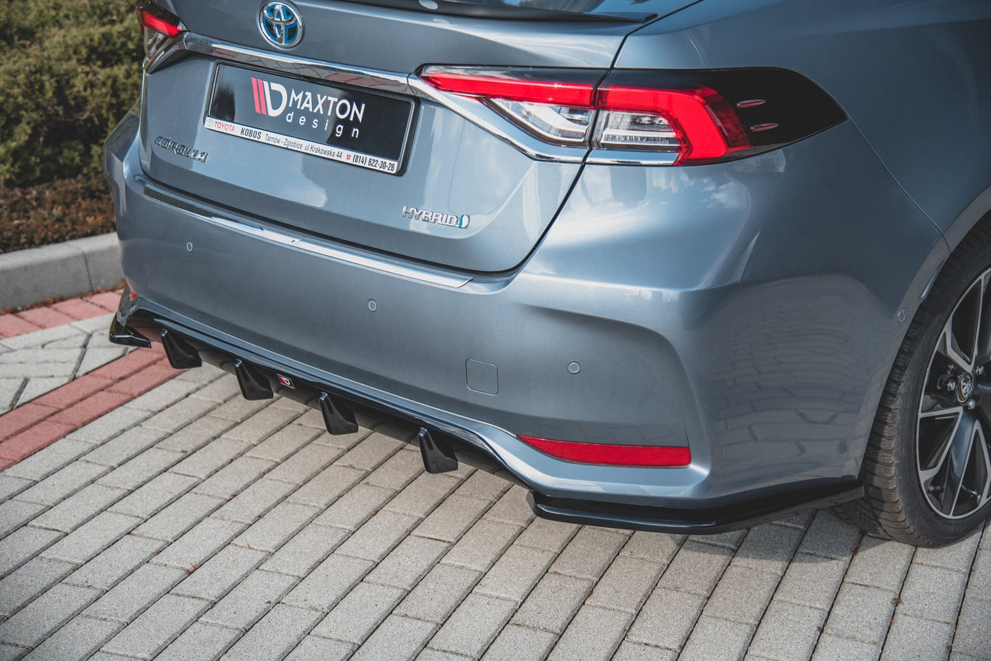 Diffusor Heck Ansatz für Toyota Corolla XII Limousine schwarz Hochglanz
