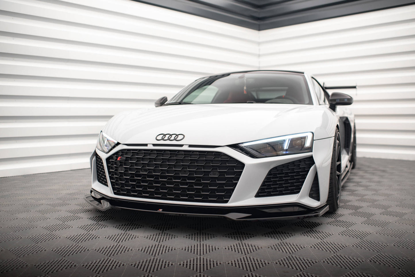 Front Ansatz V.3 für Audi R8 Mk2 Facelift schwarz Hochglanz