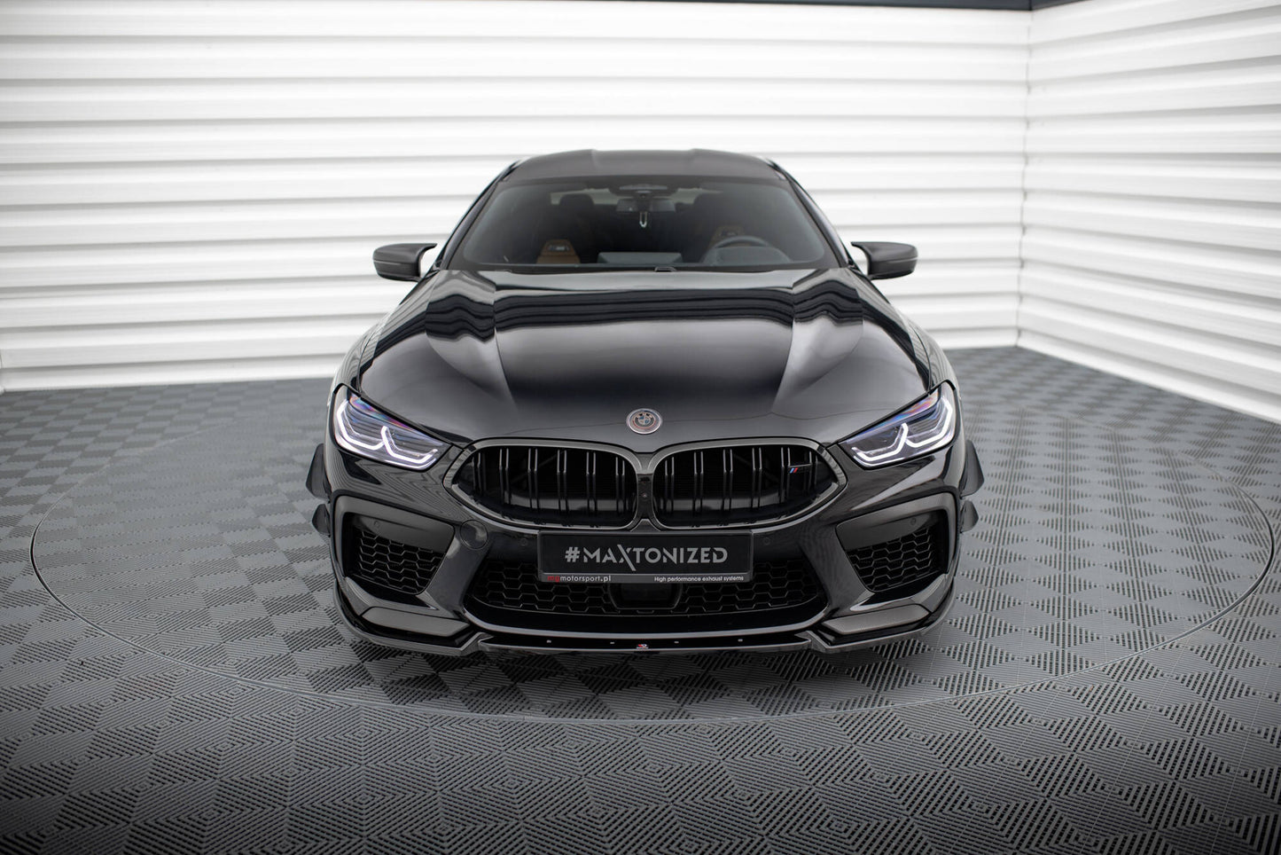 Front Ansatz V.3 für BMW M8 Gran Coupe F93 / Coupe F92 schwarz Hochglanz