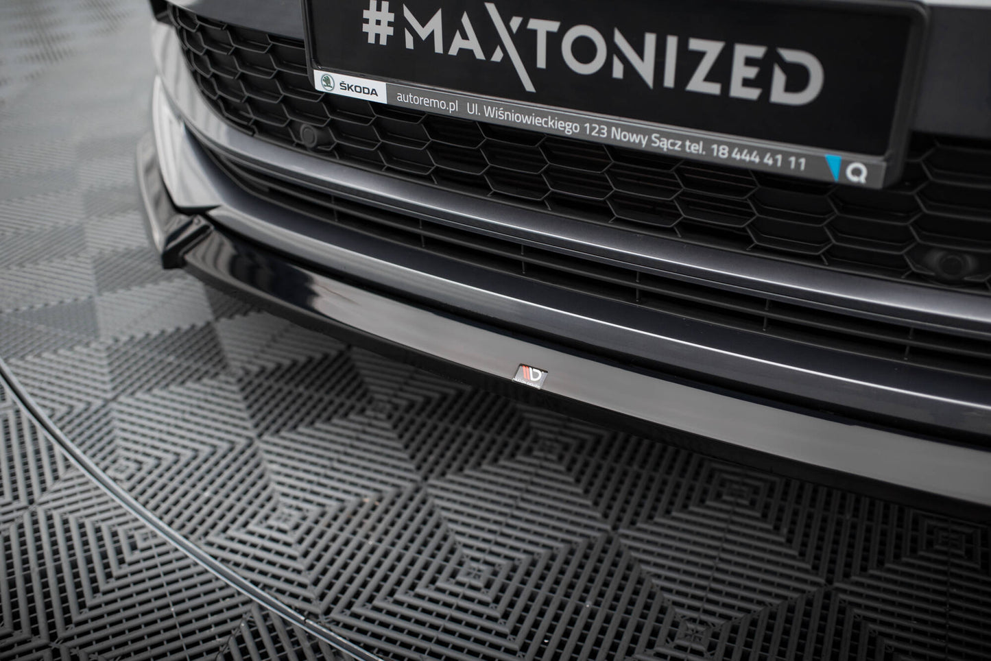 Front Ansatz V.1 für Skoda Kodiaq Sportline Mk1 Facelift schwarz Hochglanz