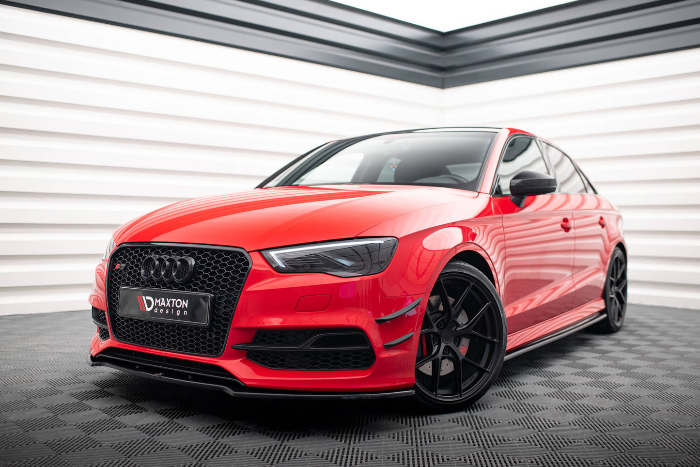 Stoßstangen Flaps Wings vorne Canards für Audi S3 / A3 S-Line 8V Limousine / Cabrio