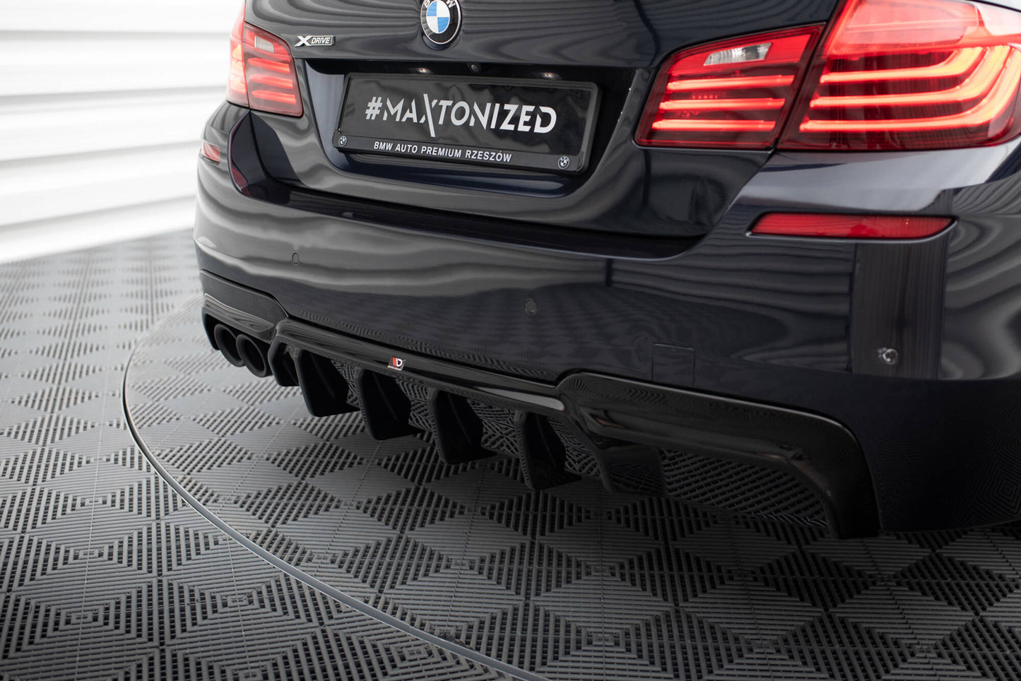 Diffusor Heck Ansatz V.2 für BMW 5er M-Paket F10 / F11 (Doppelauspuff li.)
