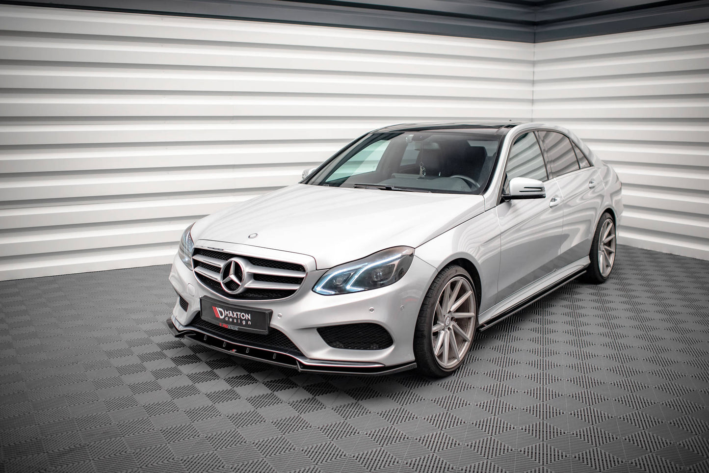 Seitenschweller Ansatz für Mercedes-Benz E63 AMG / AMG-Line Limousine W212 Facelift schwarz Hochglanz