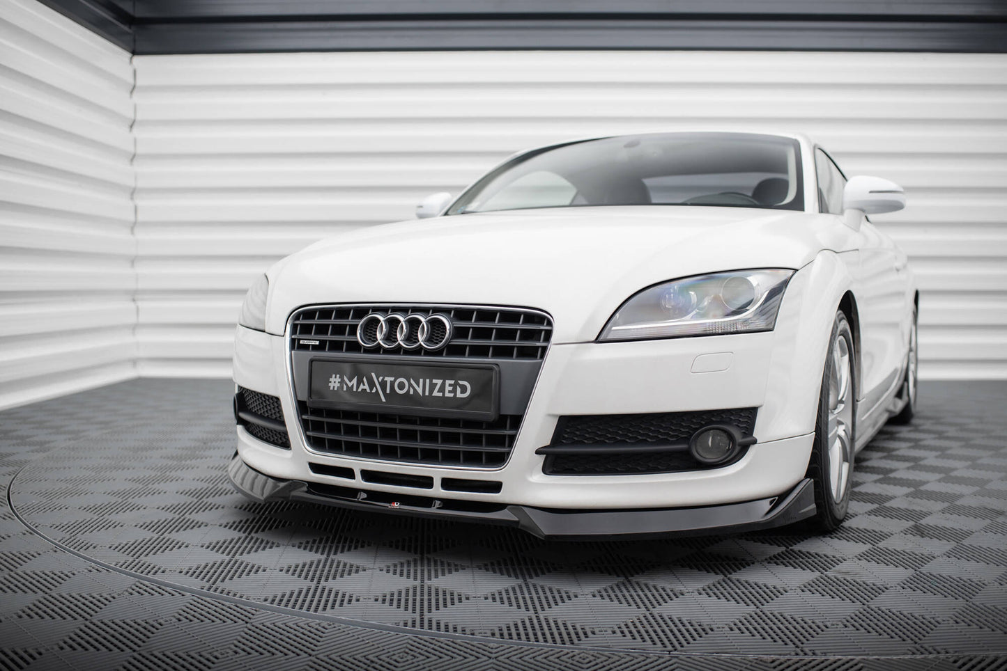 Front Ansatz V.3 für Audi TT 8J schwarz Hochglanz