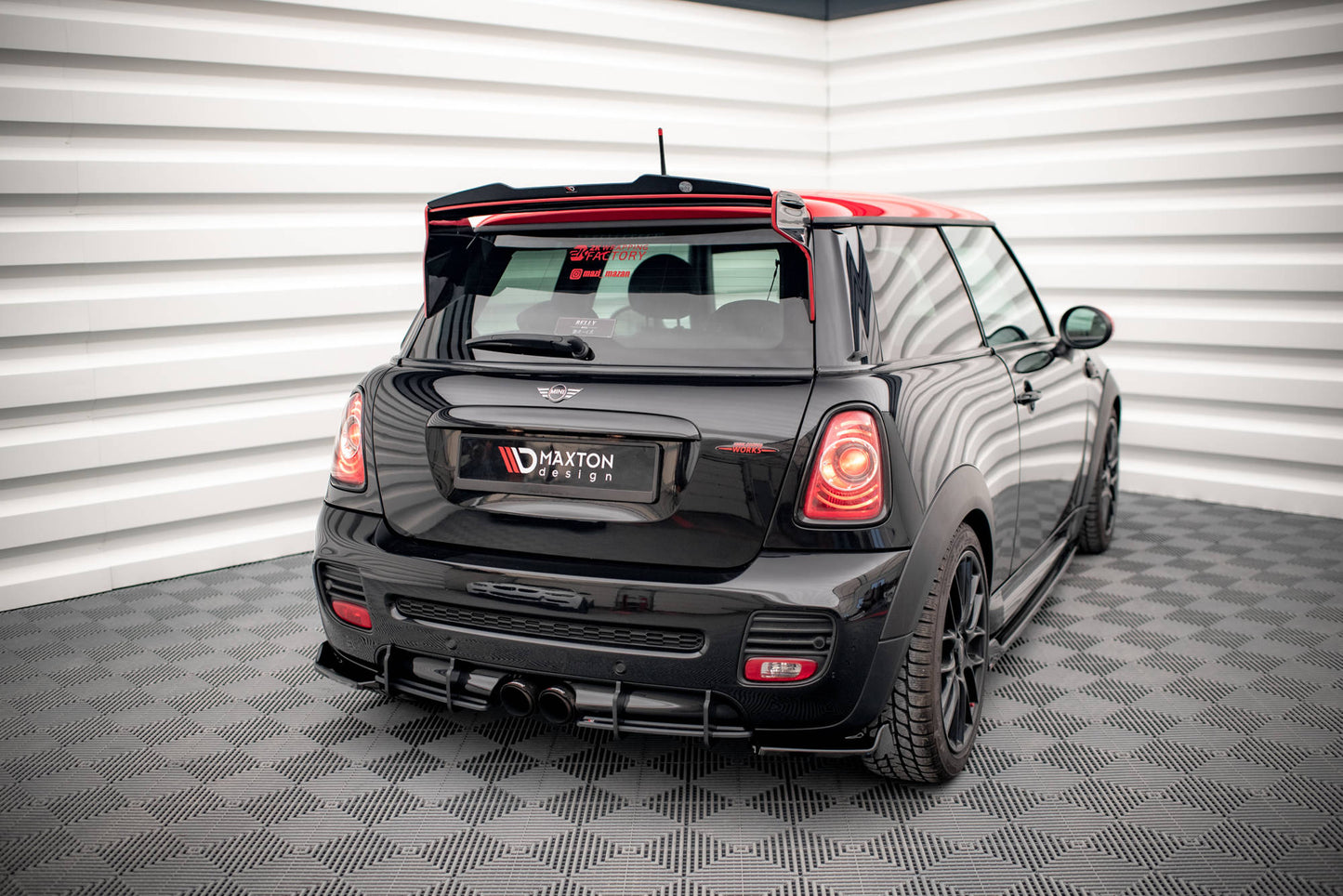 Spoiler CAP V.2 für Mini Cooper John Cooper Works R56 schwarz Hochglanz