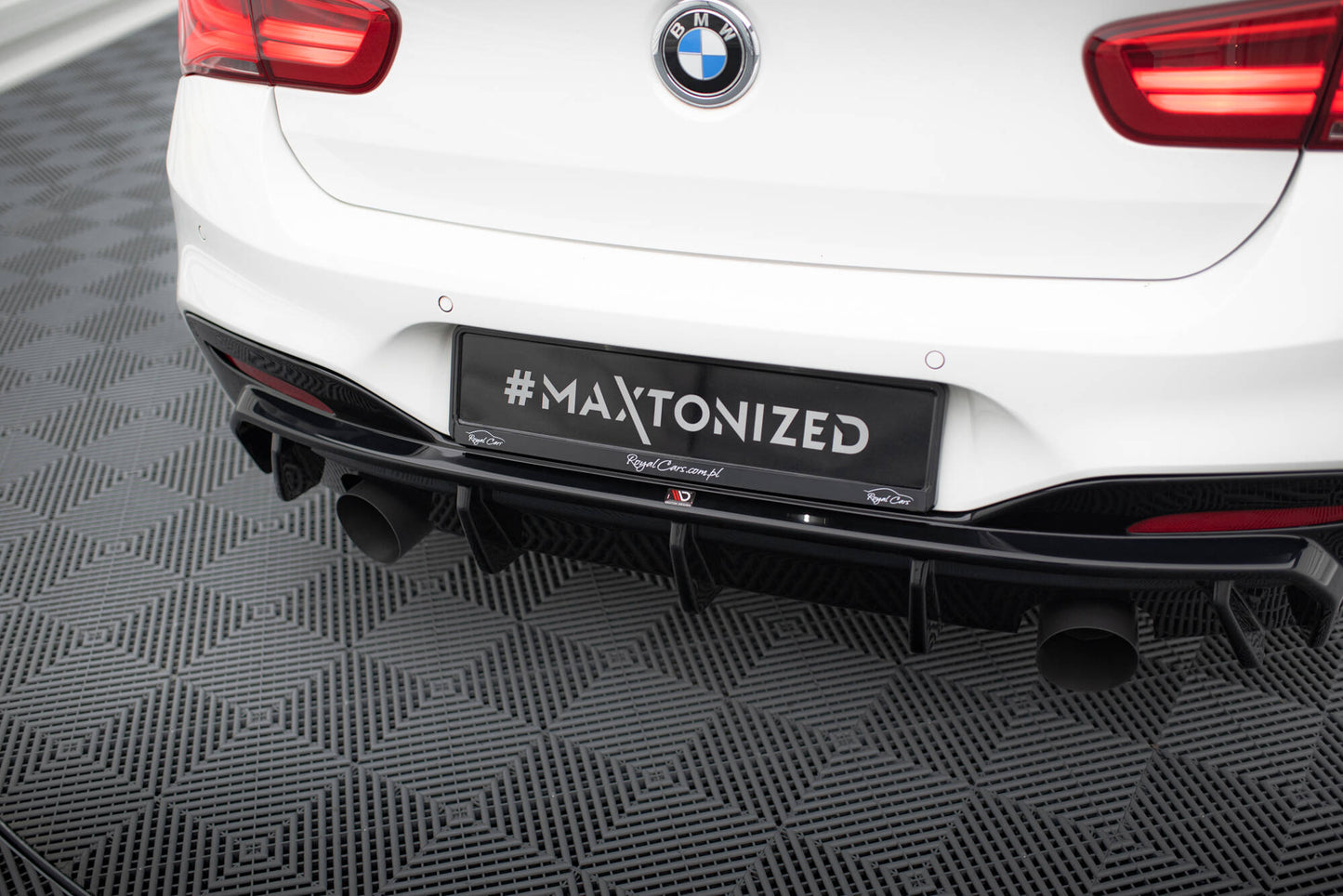 Diffusor Heck Ansatz V.3 für BMW M140i F20 Facelift