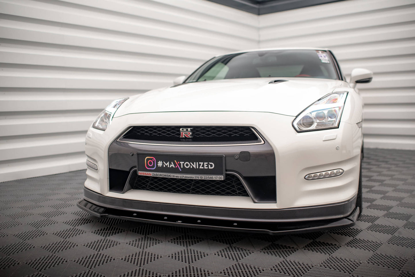 Front Ansatz für Nissan GTR R35 Facelift schwarz matt