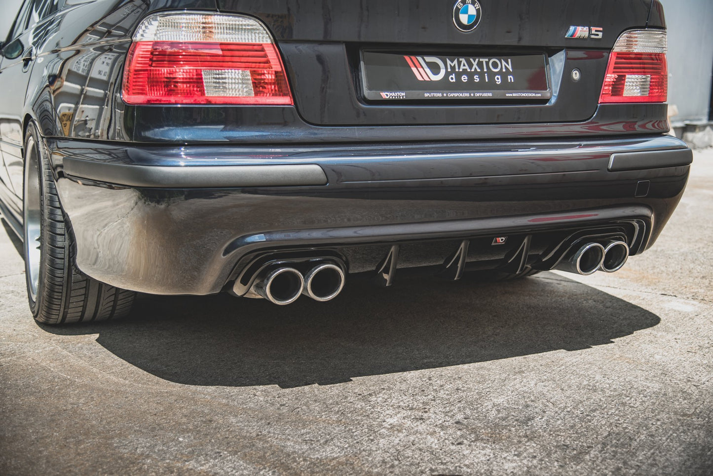 Diffusor Heck Ansatz für BMW M5 / 5 M-Paket E39 schwarz Hochglanz