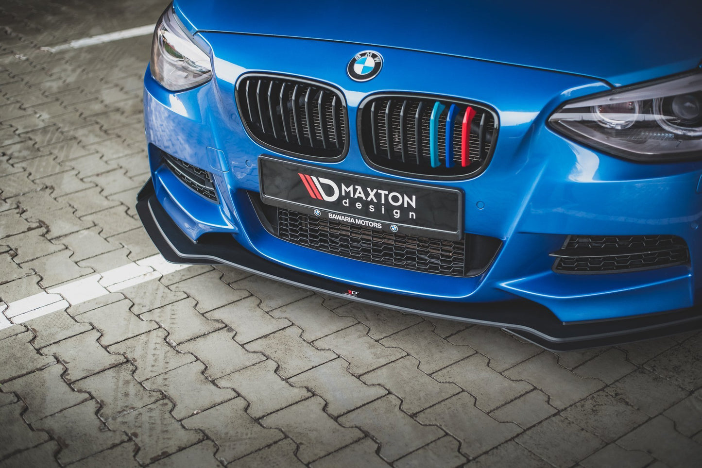 Street Pro Front Ansatz für +Flaps für BMW M135i F20 schwarz Hochglanz