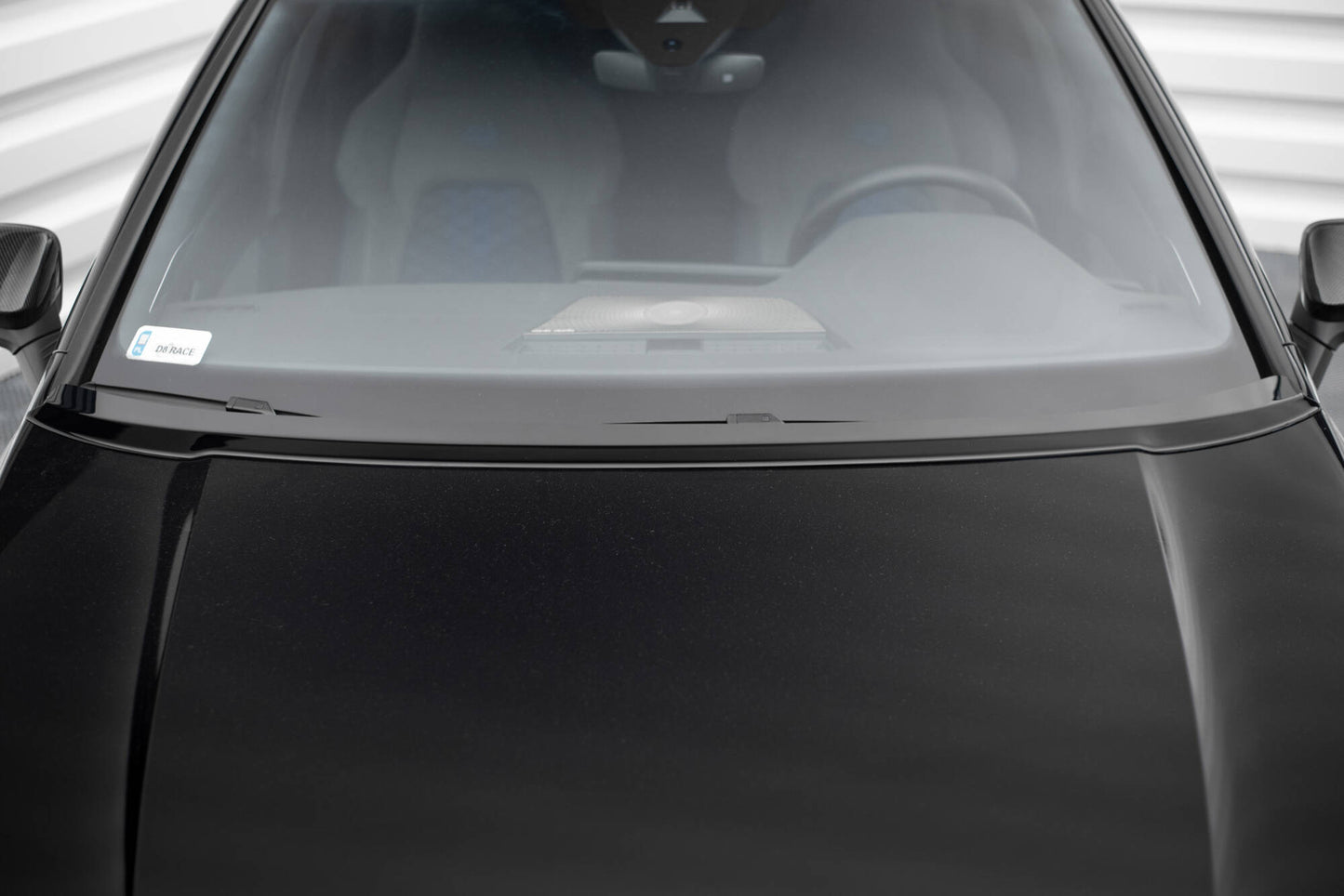 Verlängerung motorhaube VW Golf Mk8 schwarz Hochglanz