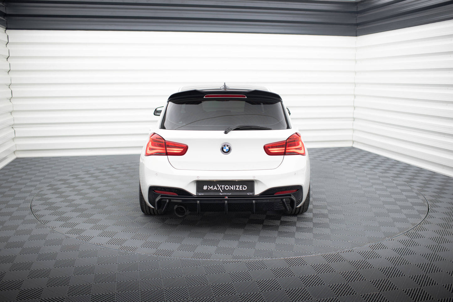 Diffusor Heck Ansatz V.3 für BMW 1er M-Paket F20 Facelift (Einzelauspuff li.)