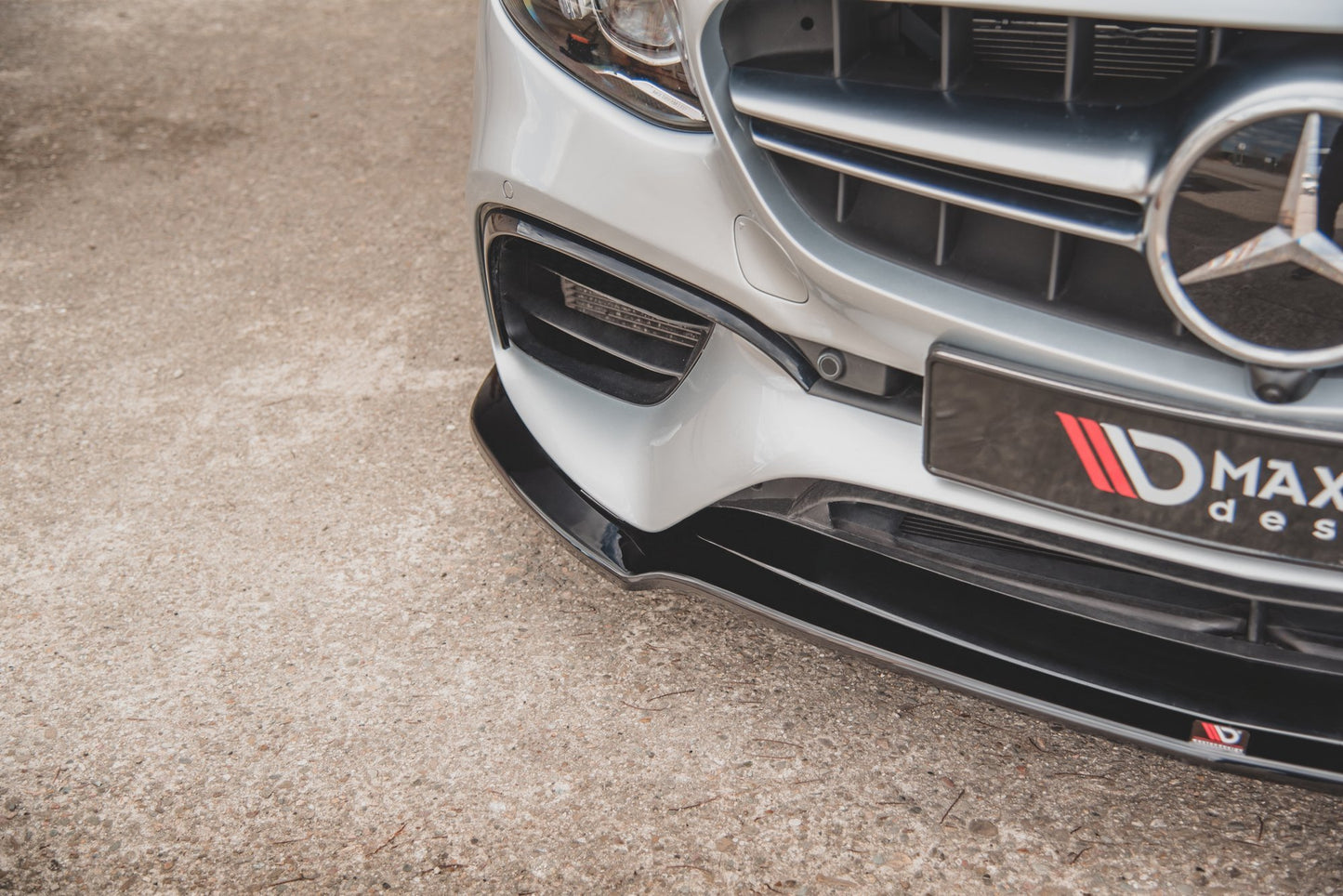 Front Ansatz V.1 für Mercedes-Benz E63 AMG Kombi/Limousine S213/W213 schwarz Hochglanz