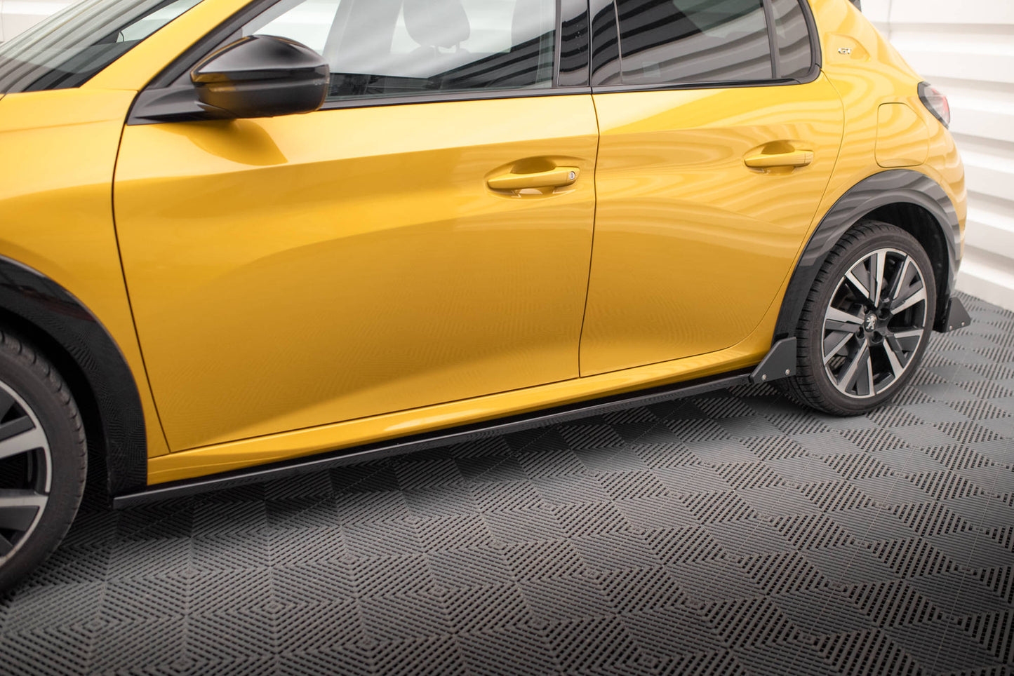 Seitenschweller Ansatz + Flaps für Peugeot 208 GT Mk2