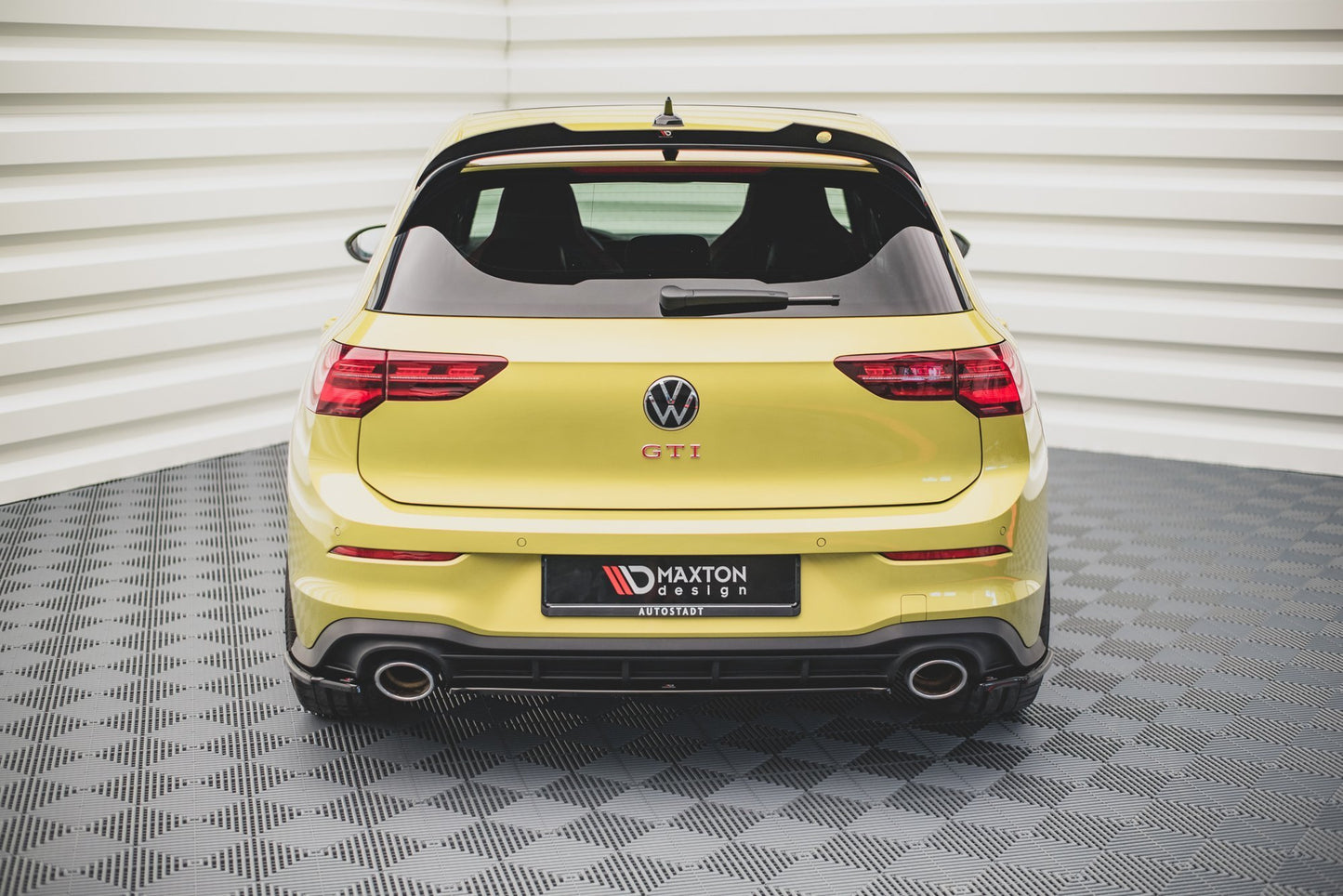 Mittlerer Diffusor Heck Ansatz für Volkswagen Golf 8 GTI Clubsport schwarz matt