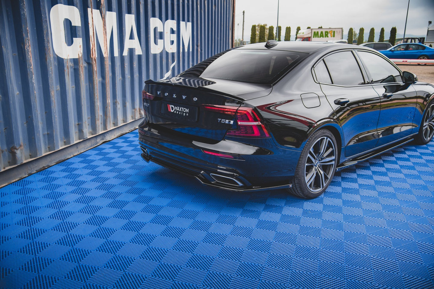 Heckansatz Volvo S60/V60 R-Design Mk3 schwarz Hochglanz