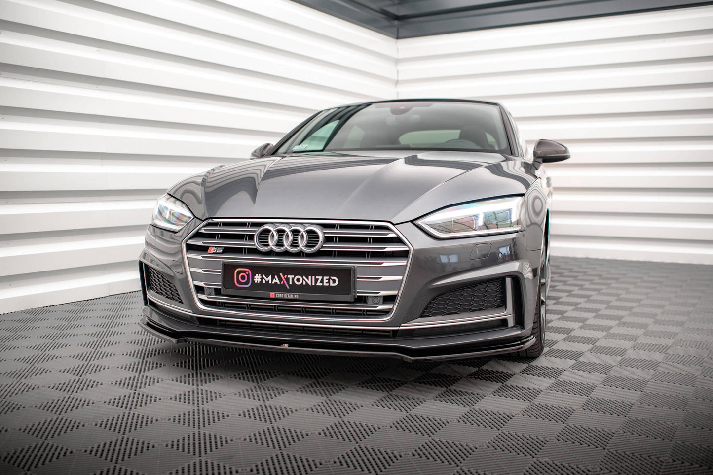 Front Ansatz V.1 für Audi S5 / A5 S-Line F5 Coupe / Sportback schwarz Hochglanz