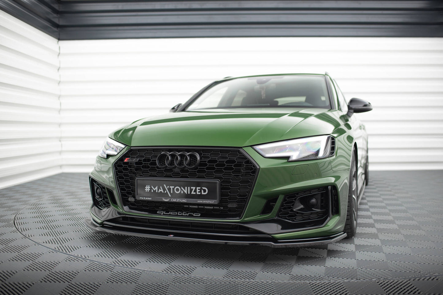Front Ansatz V.2 für AUDI RS4 B9 schwarz Hochglanz