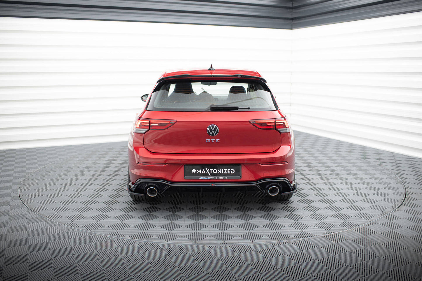Diffusor Heck Ansatz + Endrohre für VW Golf GTE / R-Line Mk8 / Mk8 Facelift
