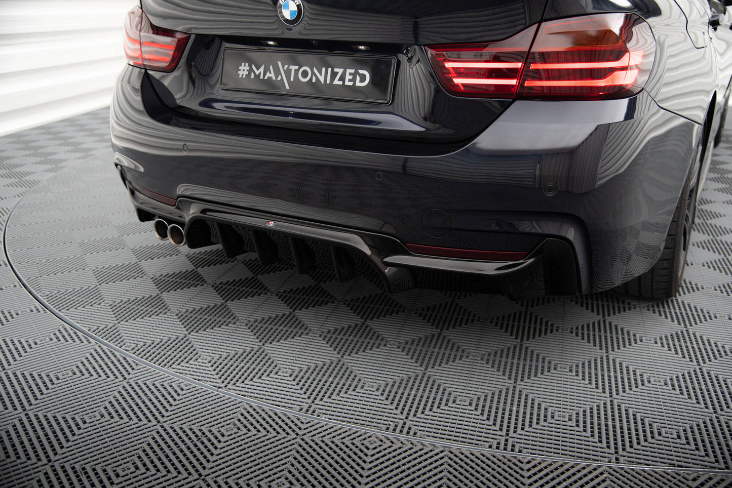 Diffusor Heck Ansatz für BMW 4er Coupe / Gran Coupe / Cabrio M-Paket F32 / F36 / F33 (Einzelauspuff li.)
