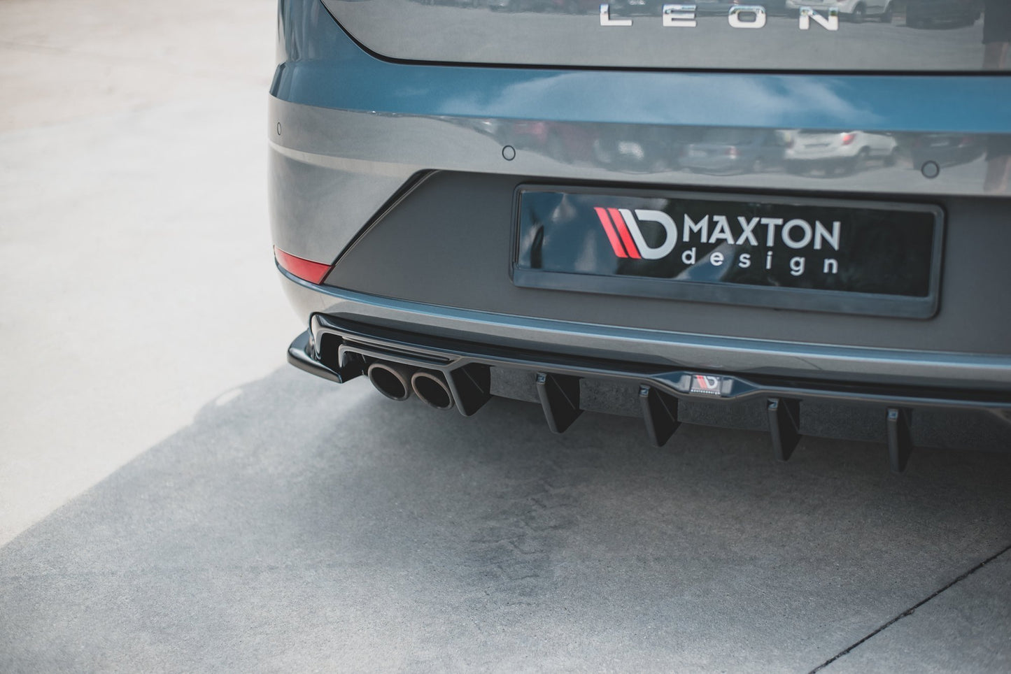 Diffusor Heck Ansatz für SEAT Leon Mk3 FR Facelift schwarz Hochglanz