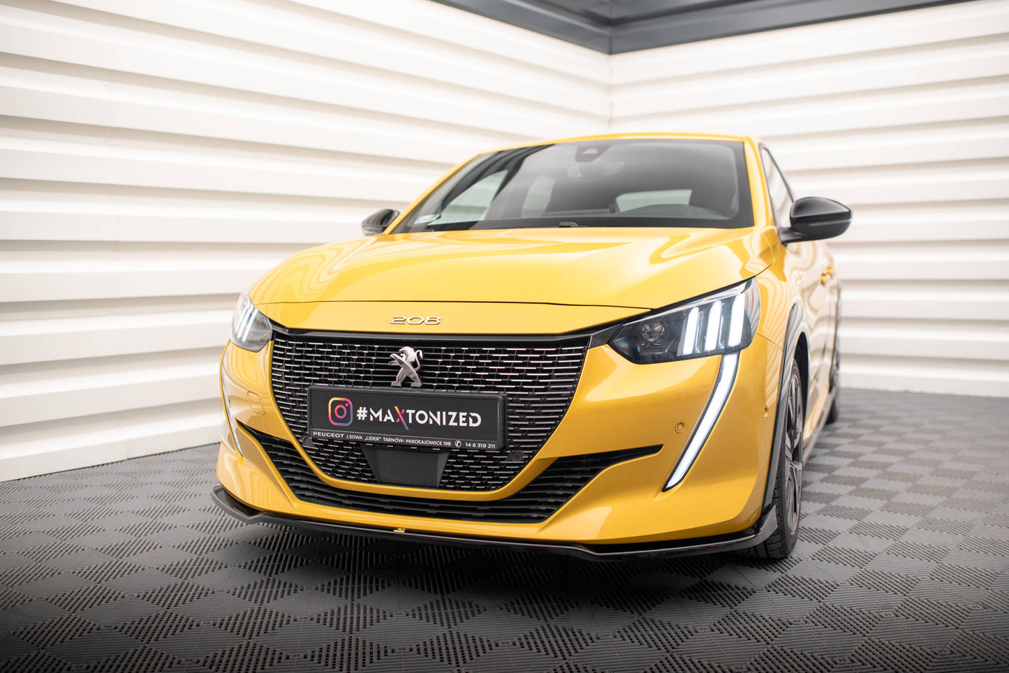 Front Ansatz V.2 für Peugeot 208 GT Mk2 schwarz Hochglanz