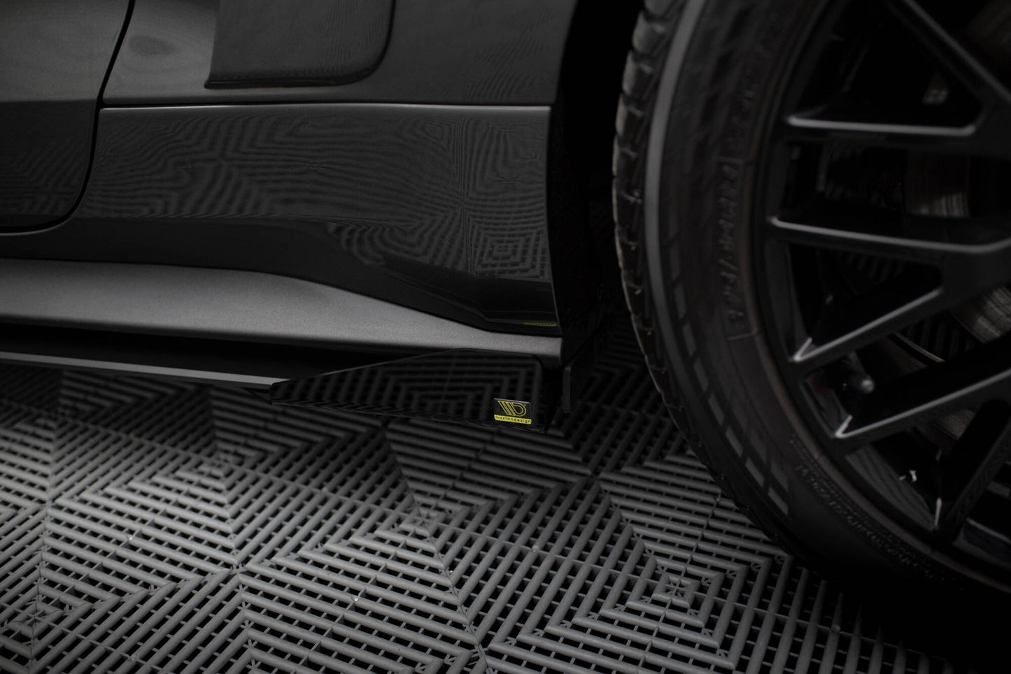 Seitenschweller Flaps für Ford Mustang GT Mk6 schwarz Hochglanz