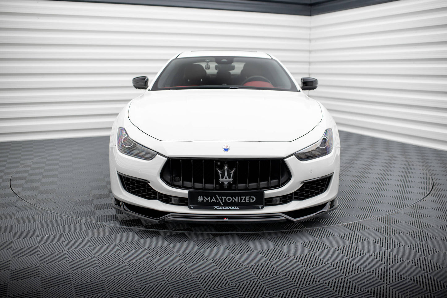 Front Ansatz V.2 für Maserati Ghibli Mk3 Facelift schwarz Hochglanz