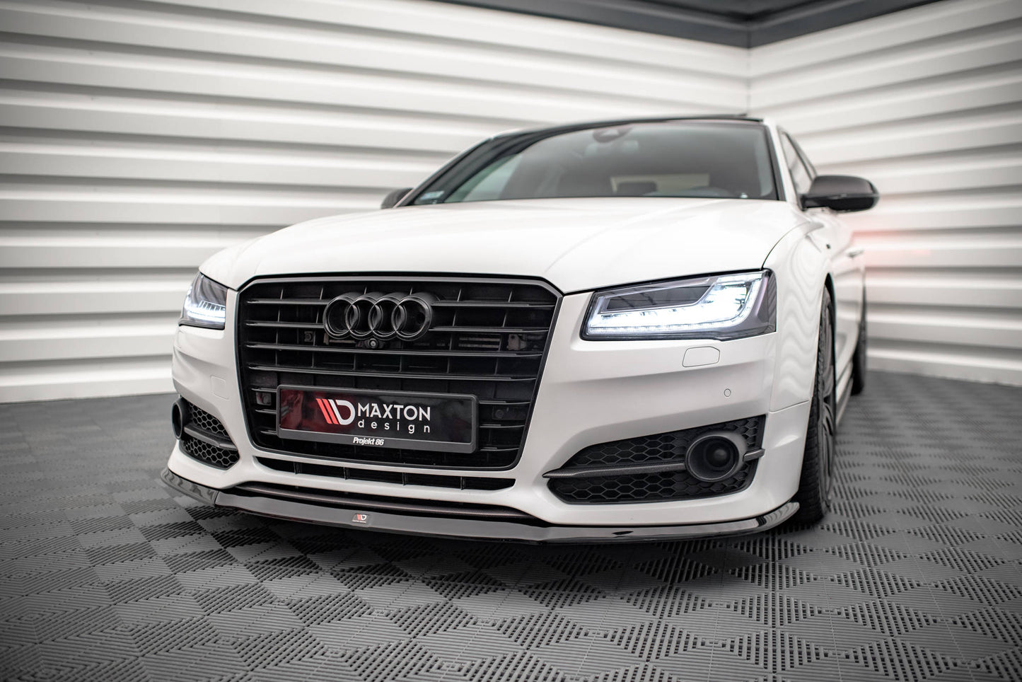Front Ansatz V.2 für Audi S8 D4 FL schwarz Hochglanz