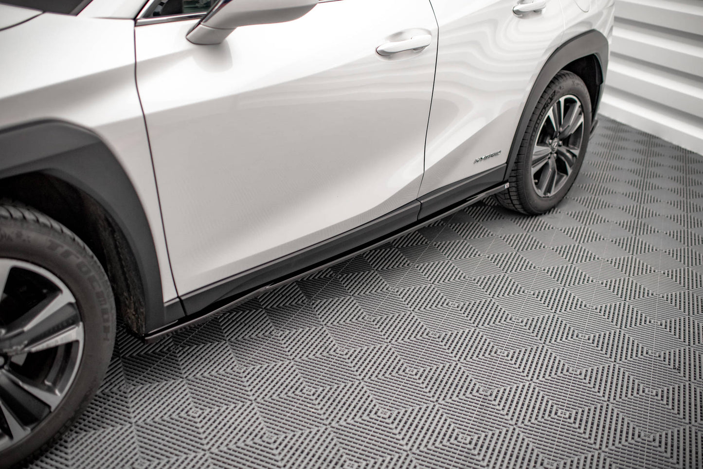 Seitenschweller Ansatz für Lexus UX F-Sport Mk1 schwarz Hochglanz