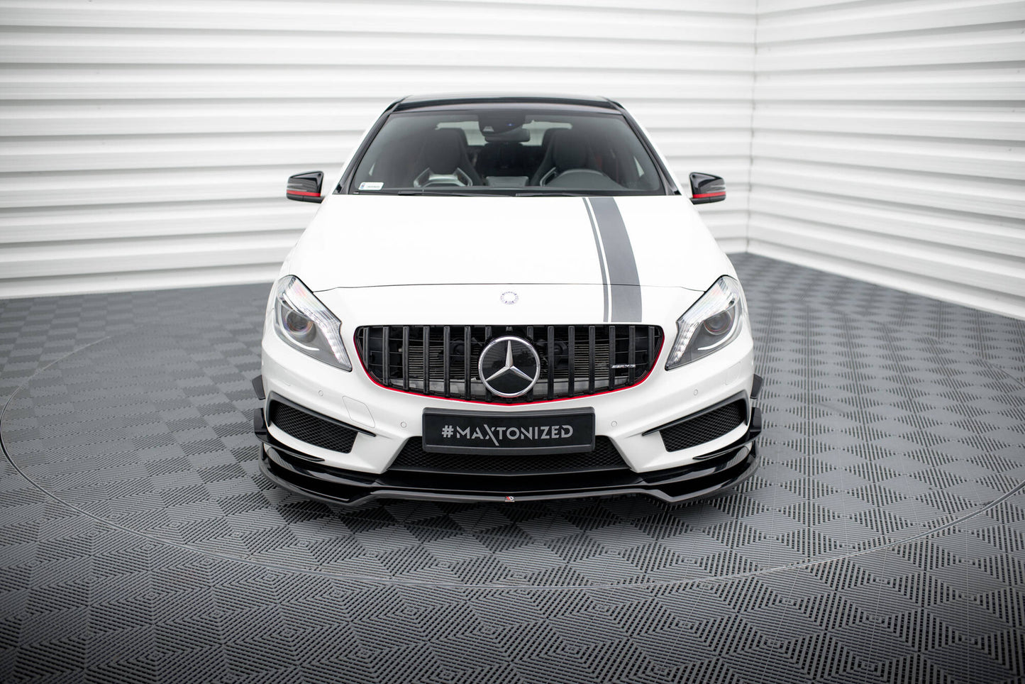 Front Ansatz V.4 für Mercedes-Benz A45 AMG W176 schwarz Hochglanz